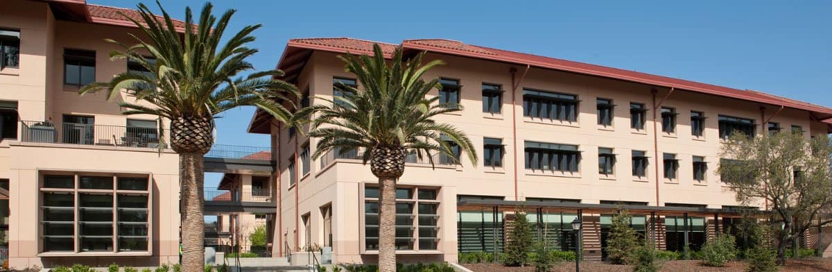 Stanford GSB Tops Bloomberg Businessweek Ranking for First Time